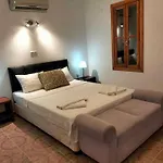 Escalade Iii Villa