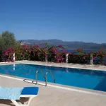 Escalade Iii Villa