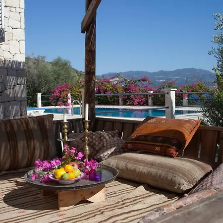 Vila Escalade Iii