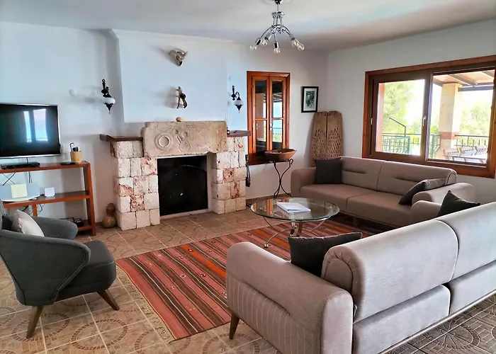 Escalade Iii Villa Kas