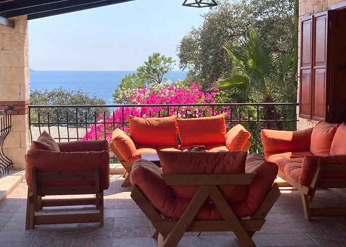 Escalade Iii Villa Kas